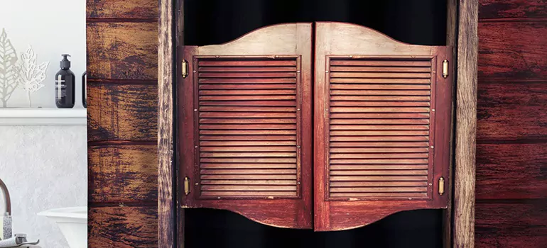 Installing Saloon Door Hinges in Plant City, FL